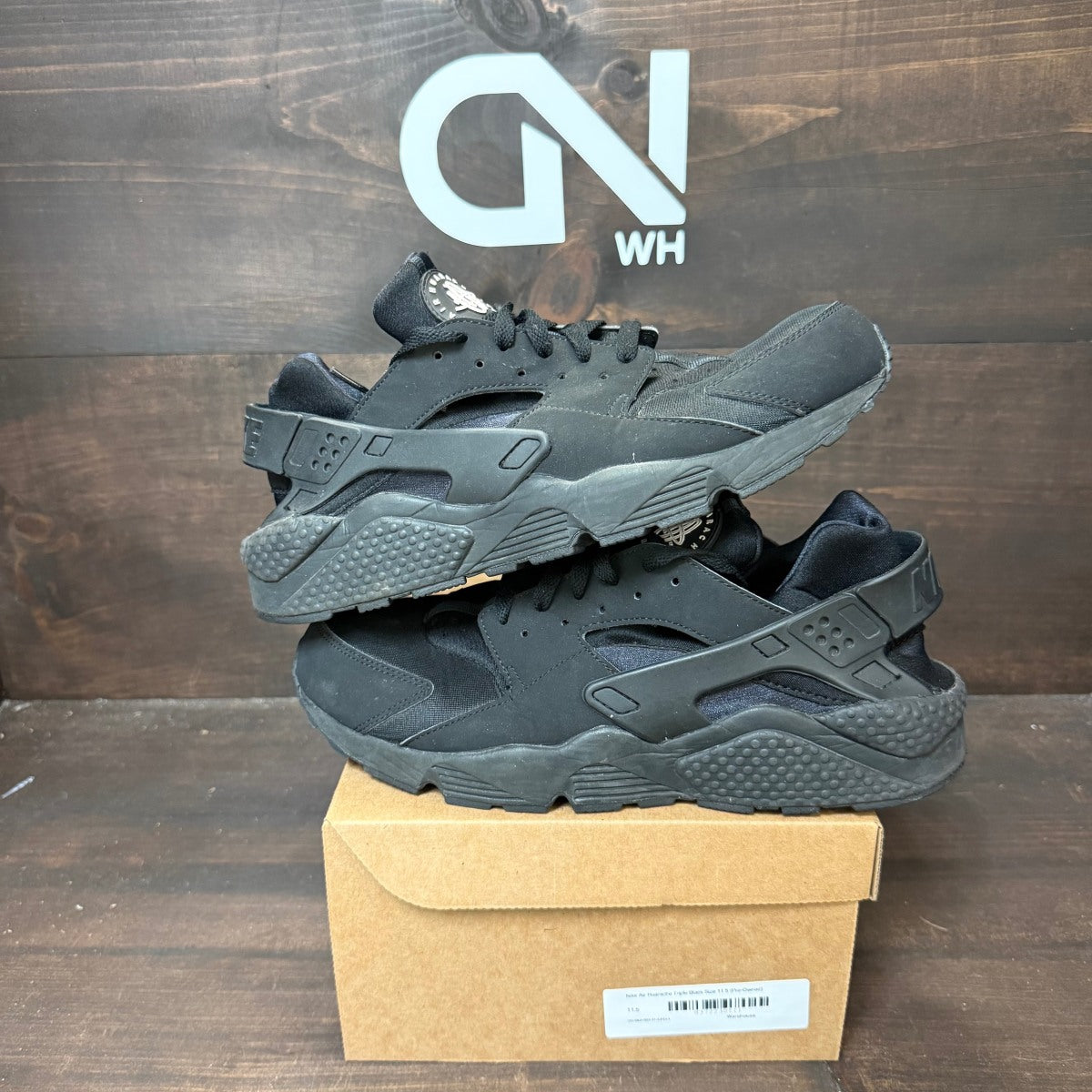Nike Air Huarache Triple Black Size 11.5 (Pre-Owned) - Image 1