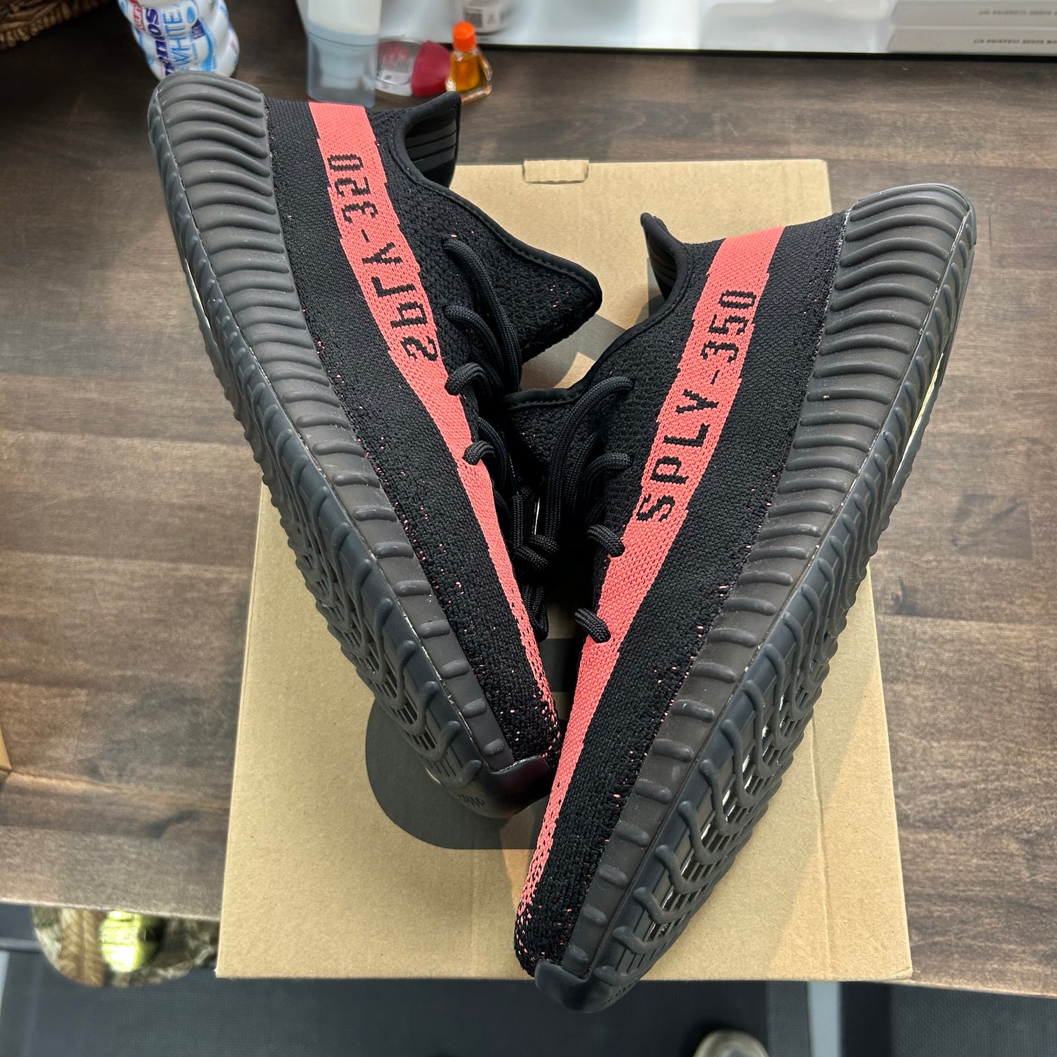 Core Red Stripe Yeezy 350 (USED)