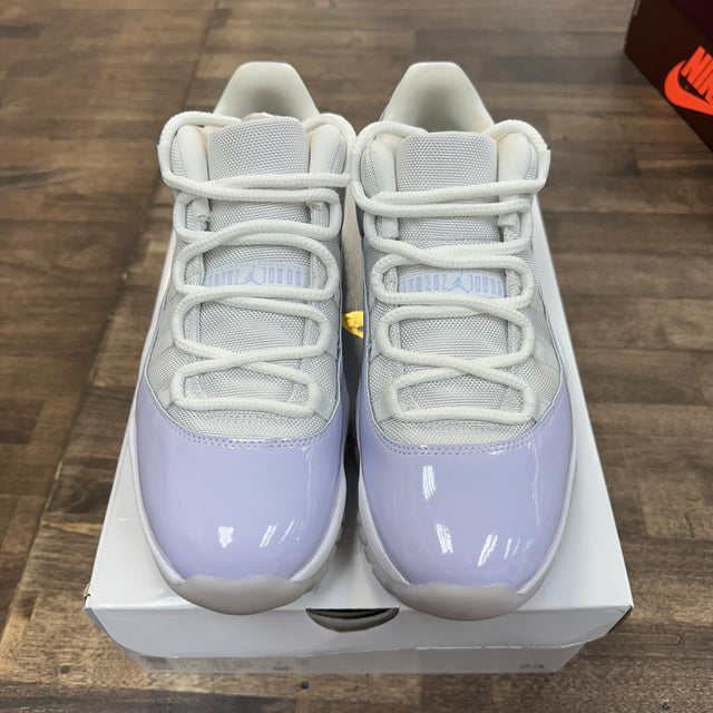Pure Violet Jordan 11 Low (W) (USED)