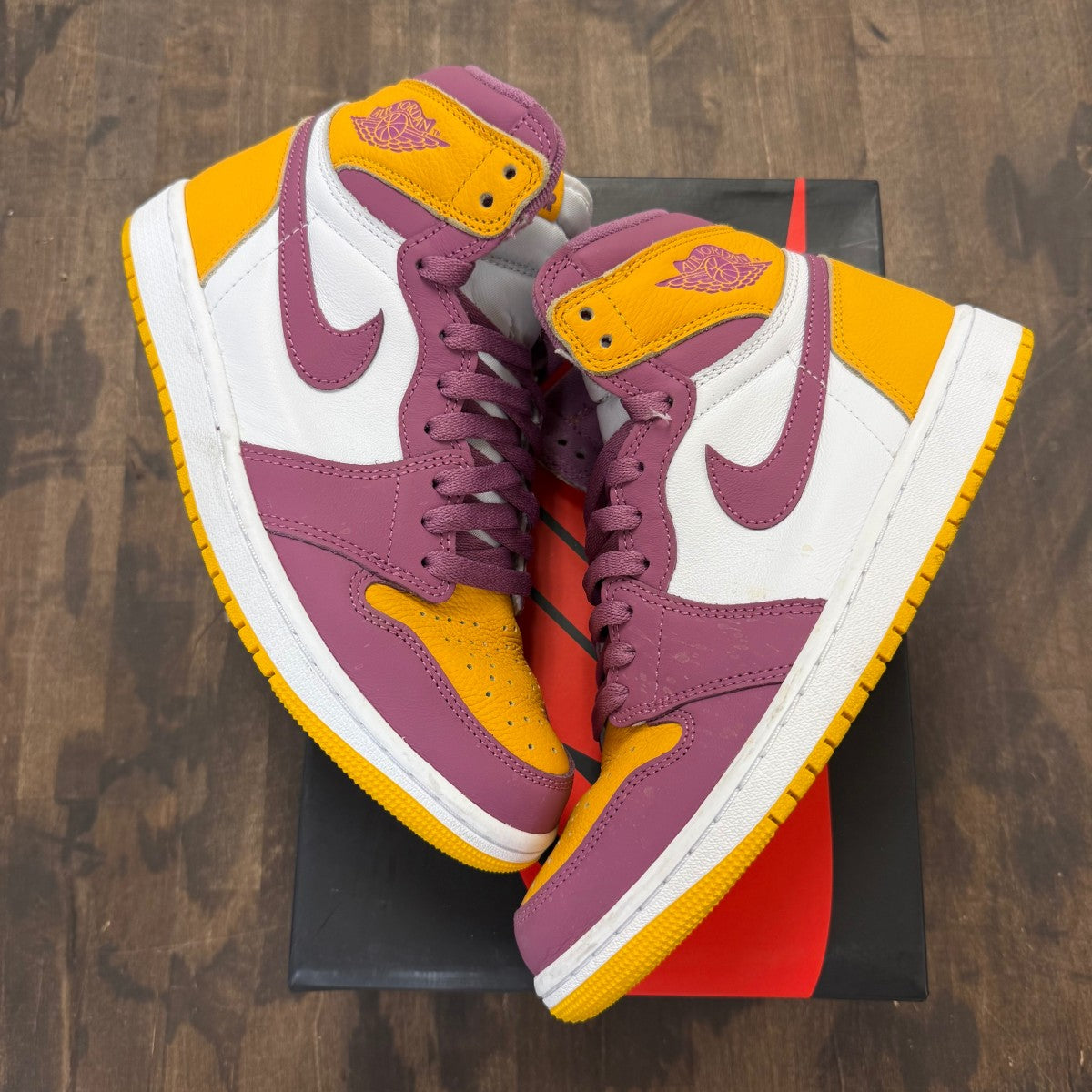 Jordan 1 Retro High OG Brotherhood - Image 1