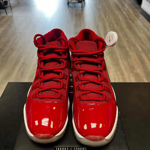 Win like 96 Jordan 11 Retro (USED)