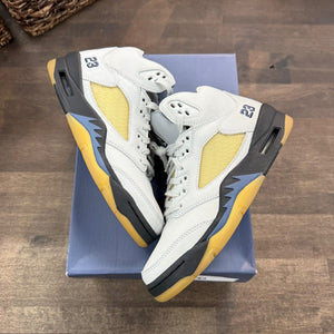 Jordan 5 Retro A Ma Maniére Dawn (Women's) - Image 1