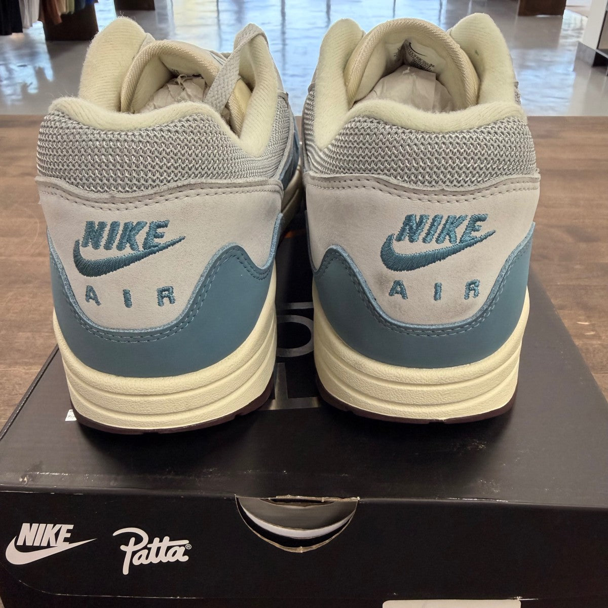 Nike Air Max 1 Patta Waves Noise Aqua (with Bracelet) Size 13 (Pre-Owned) - Image 4
