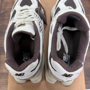 New Balance 9060 Sydney McLaughlin-Levrone Linen Black Coffee (US 7) (Lightly Worn, No Box) Size 7 (Pre-Owned) - Image 6