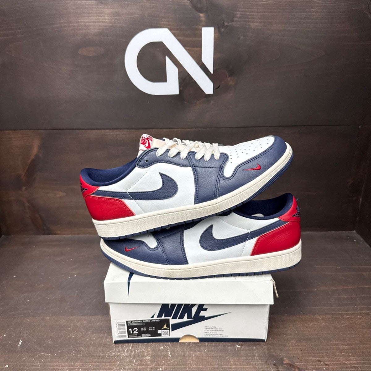 Jordan 1 Retro Low OG Howard University Size 12 (Pre-Owned) - front