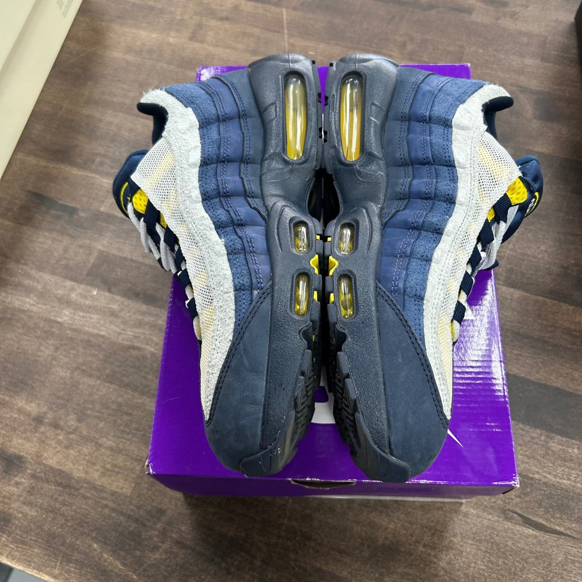 Nike Air Max 95 SB Eric Koston Obsidian Speed Yellow - Image 3