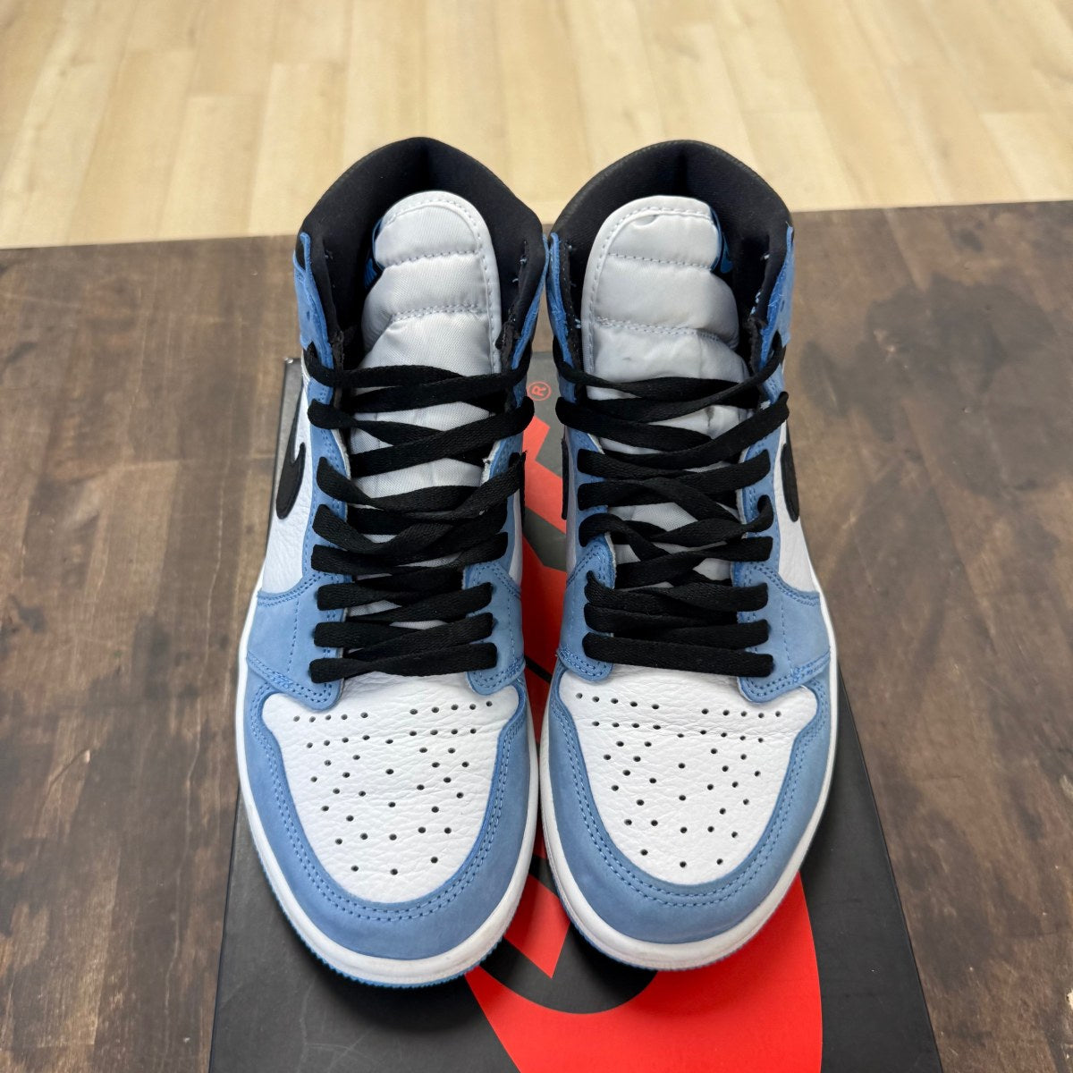 Jordan 1 Retro High OG University Blue - Image 2