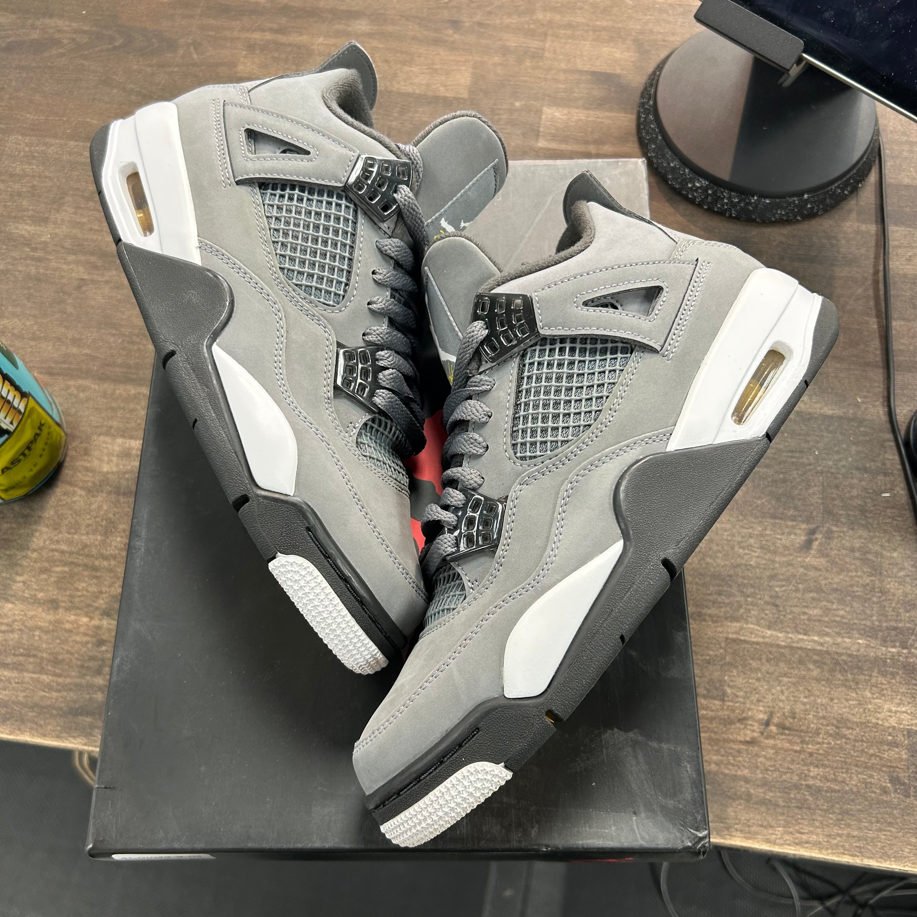 Jordan Cool Grey Jordan 4 Retro (Lightly Worn) Size 7.5 (Pre-Owned) - Image 1