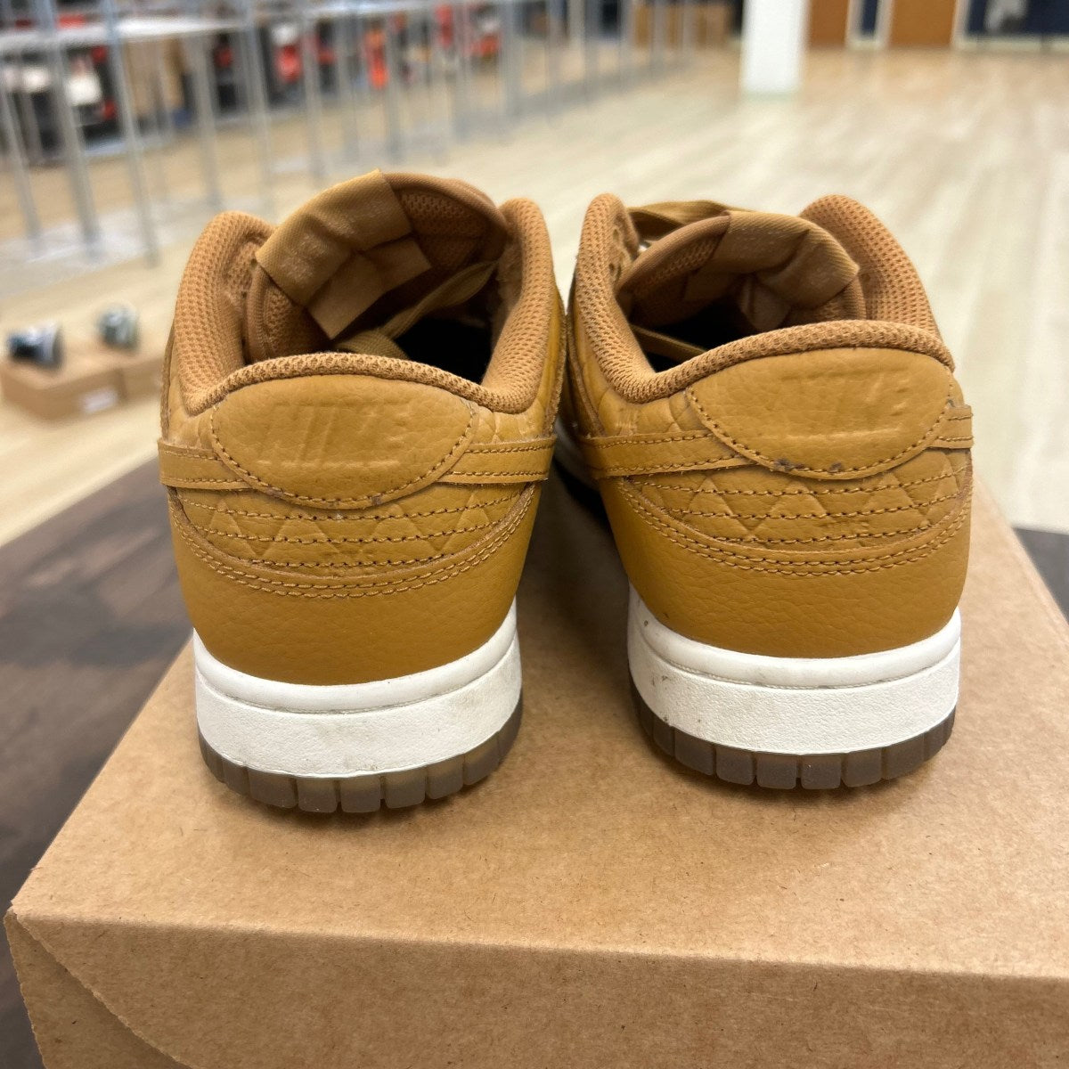 Nike Dunk Low Quilted Wheat (Women's) Size 7W (Pre-Owned) - Image 4
