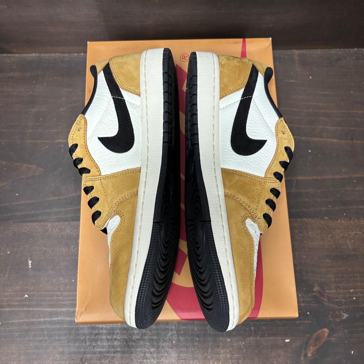 Jordan 1 Low OG Rookie of the Year Size 10.5 (Pre-Owned) - tag