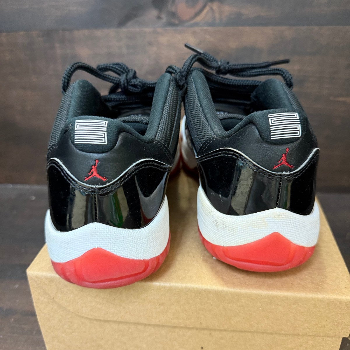 Jordan 11 Retro Low Bred (2025) Size 8.5 (Pre-Owned) - Image 3