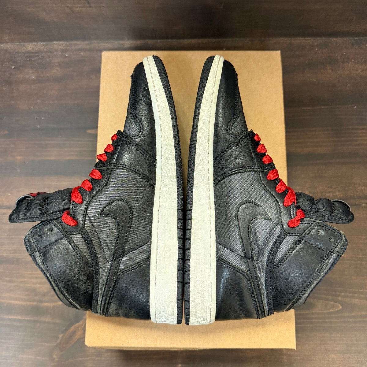Jordan 1 Retro High Black Satin Gym Red Black (GS) Size 7Y (Pre-Owned) - Image 5