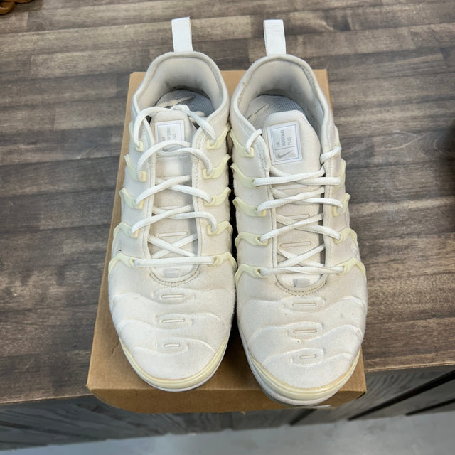 Nike Air VaporMax Plus White (USED, No Box)