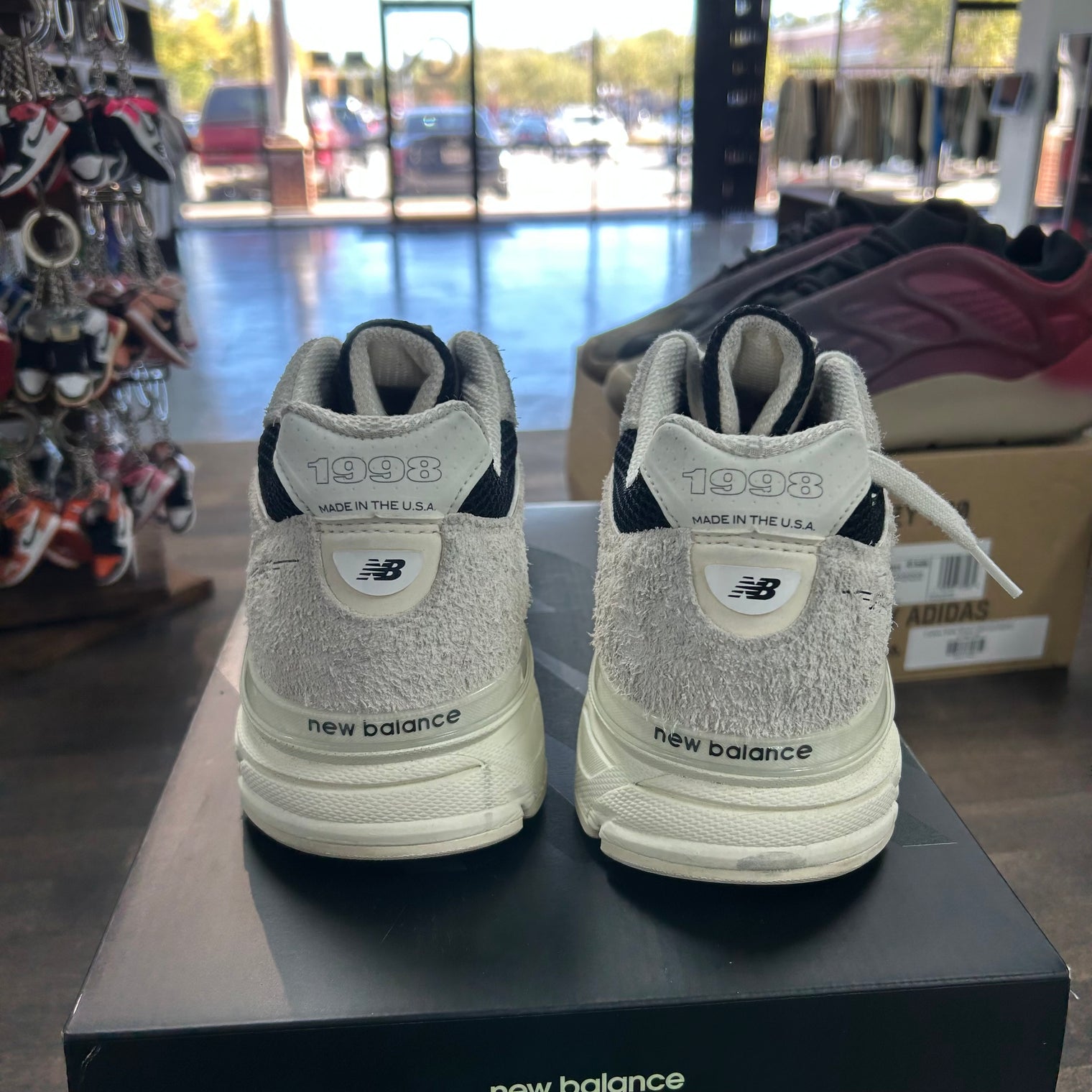 MiUSA Joe Freshgoods 1998 Intro New Balance 990v4 (USED)