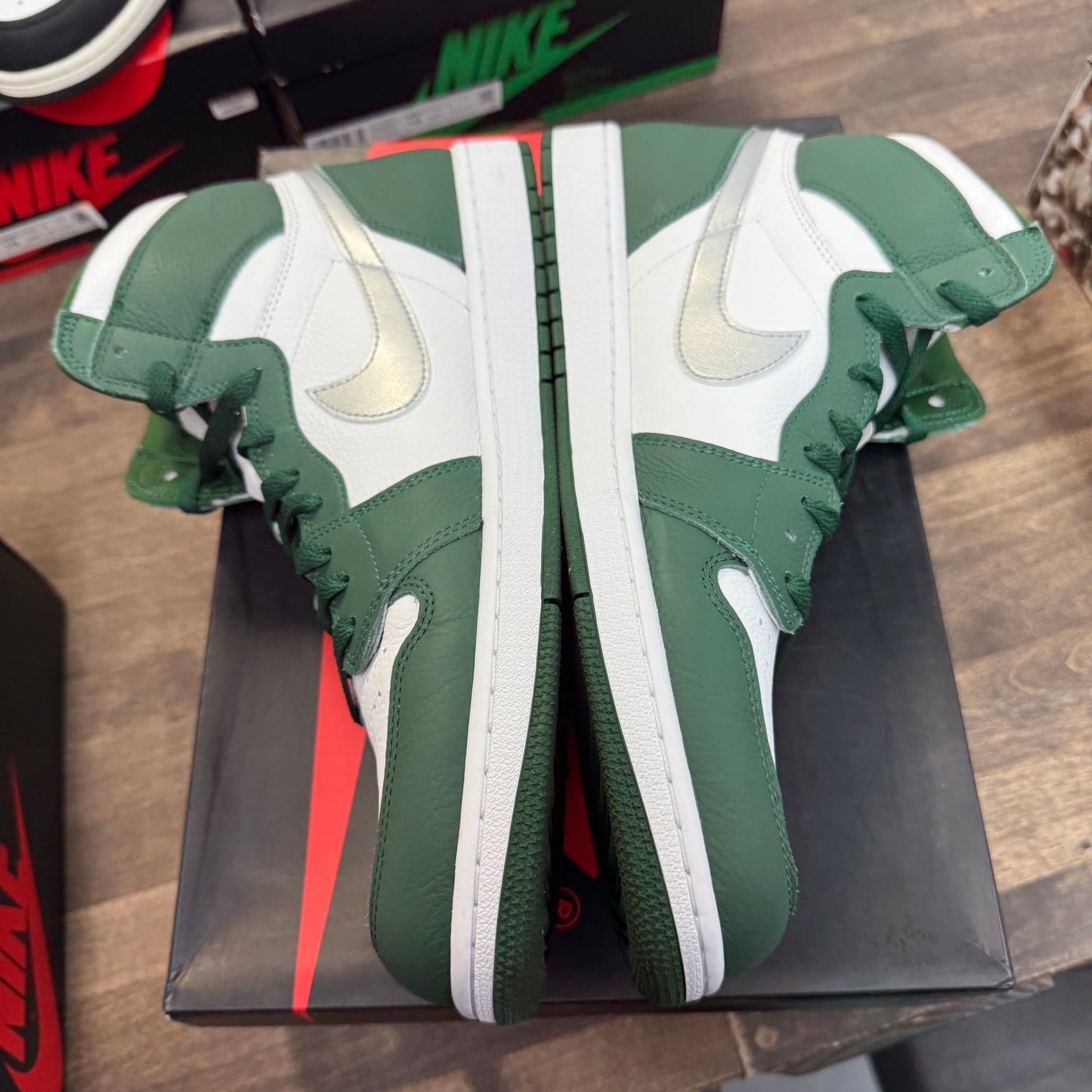 Gorge Green Jordan 1 High (USED)