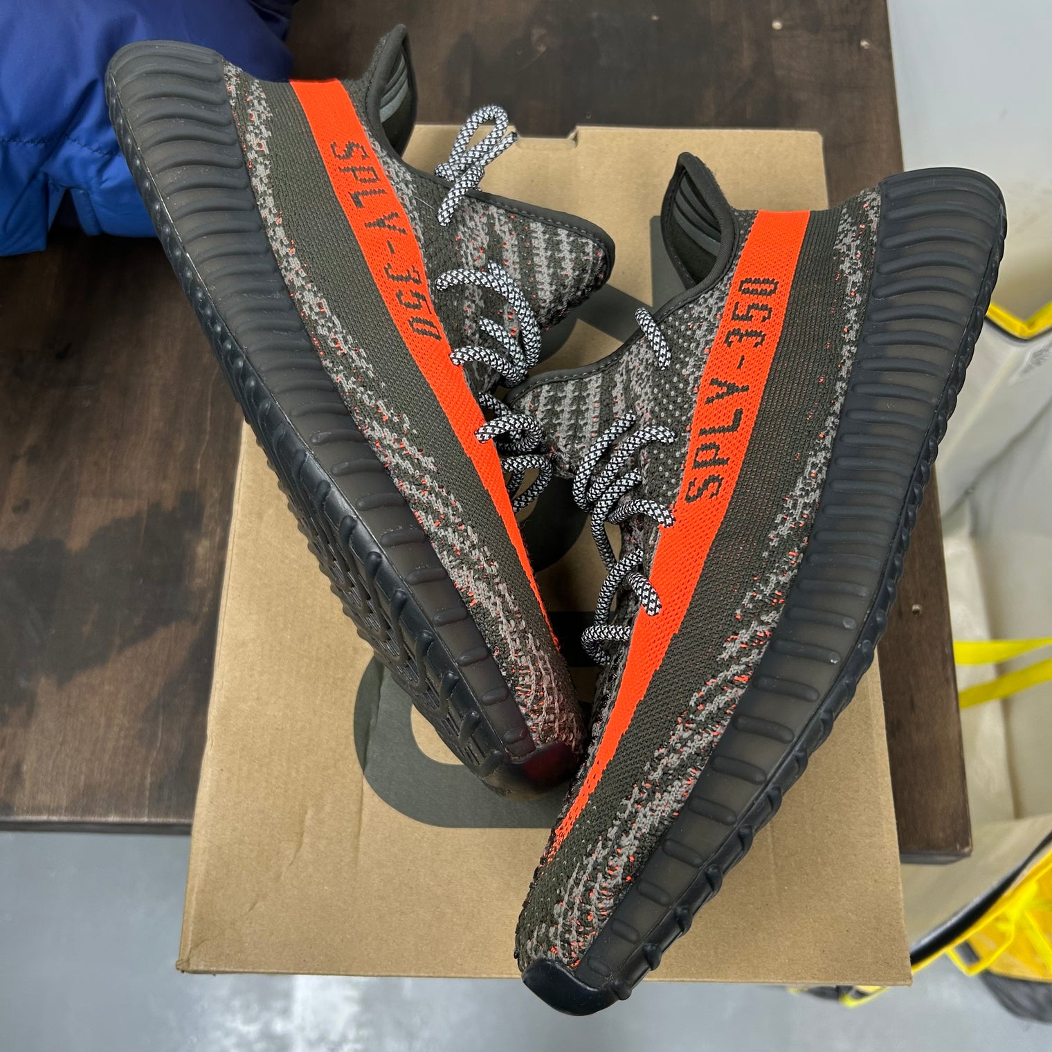 Carbon Beluga Yeezy 350 (USED)