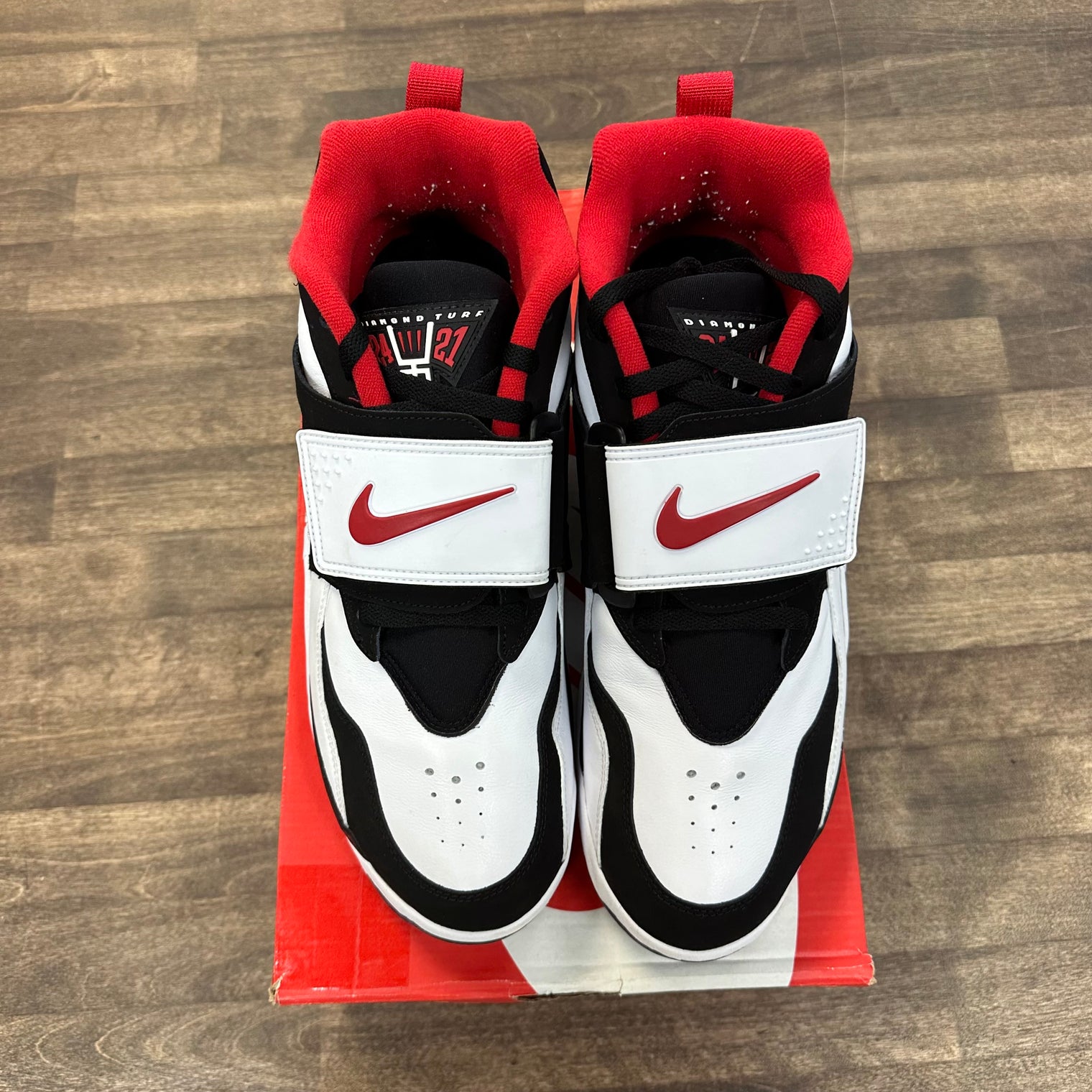 49ers Nike Diamond Turf (2025) (USED)