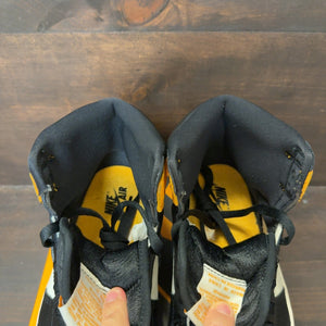 Jordan 1 Retro High OG Taxi - Image 4