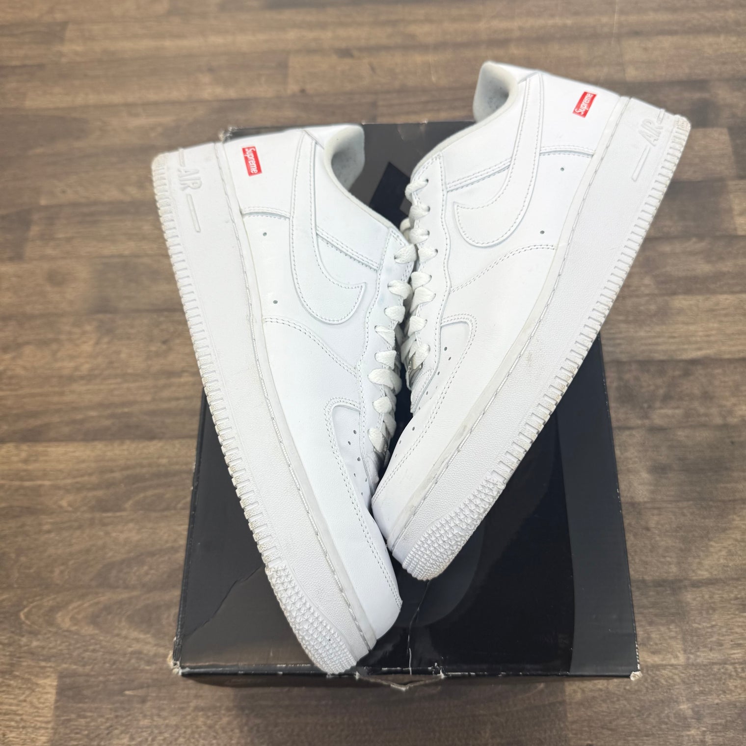 Supreme Air Force 1 Low (Used)
