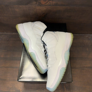 Jordan 11 Retro Legend Blue (2024) - Image 2