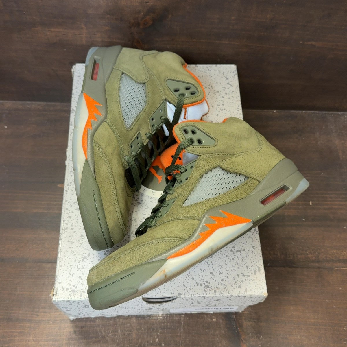 Jordan 5 Retro Olive (2024) - Image 2