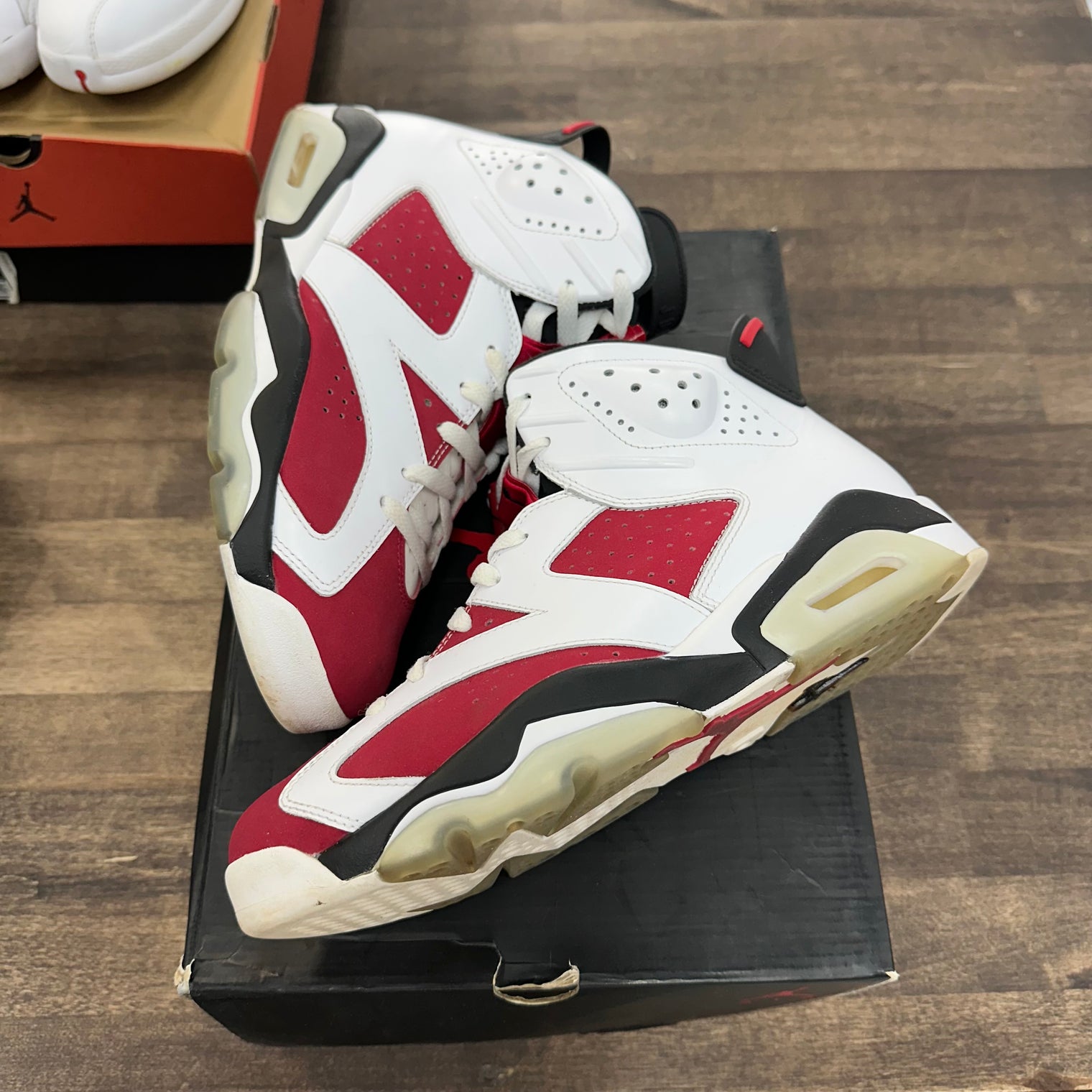 Carmine Jordan 6 Retro (2014) (USED)