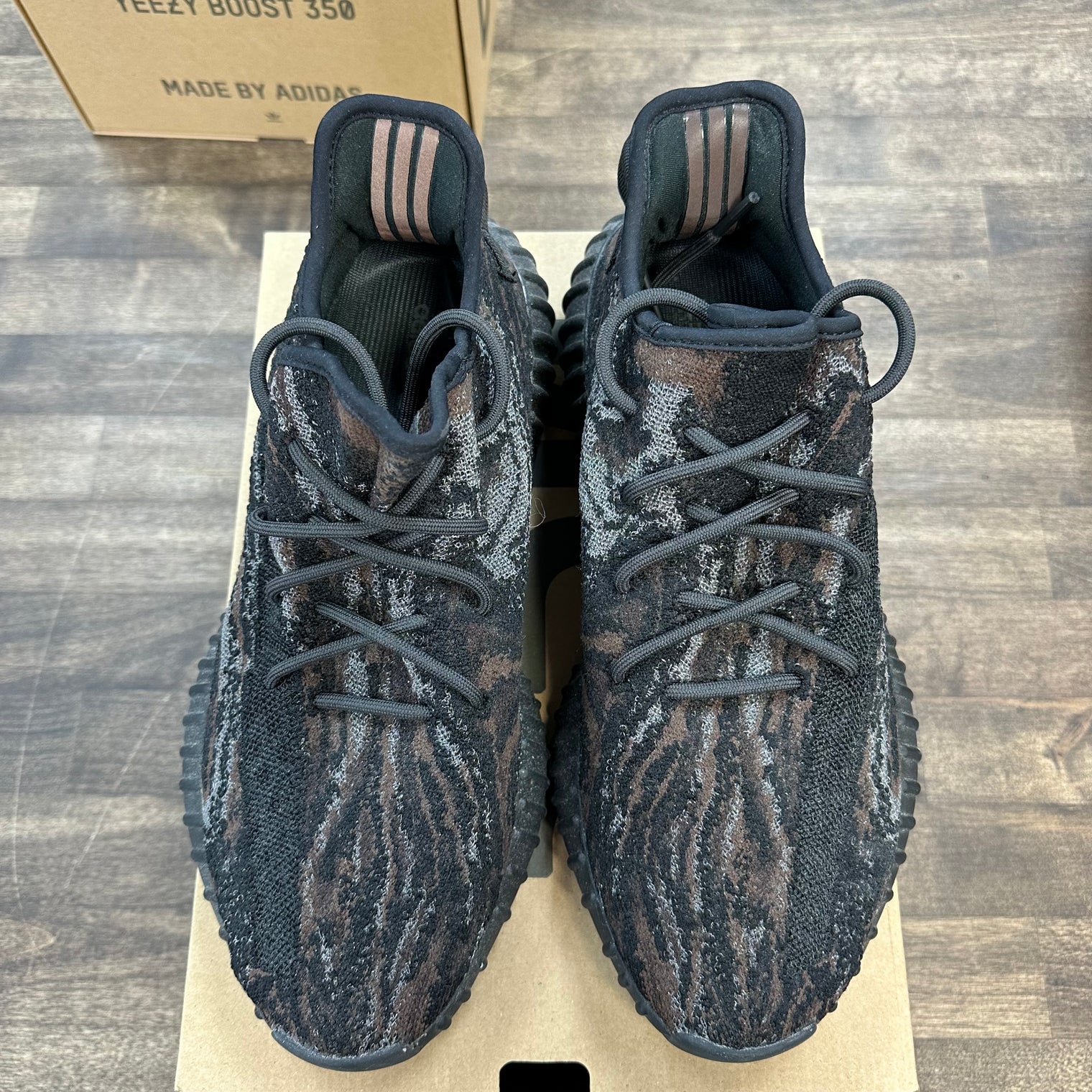 MX Rock Yeezy Boost 350 V2 (Used)