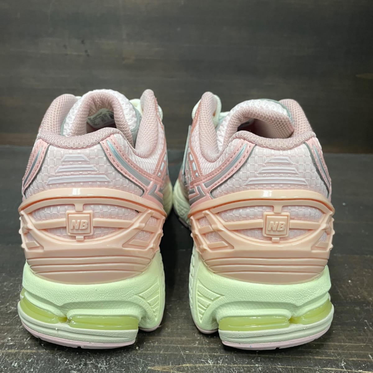 New Balance 1906R Lunar New Year Pink Size 8.5 - side