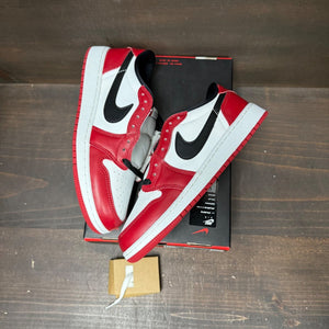 Jordan 1 Retro Low OG Chicago (2025) (GS) Size 7Y - tag