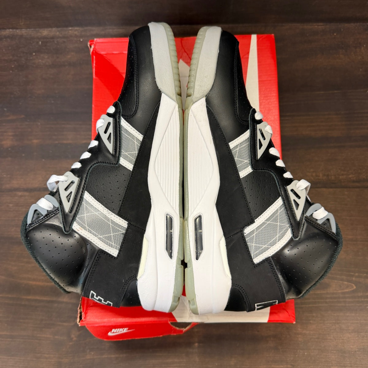 Nike Air Trainer SC High Raiders (2022) - Image 5