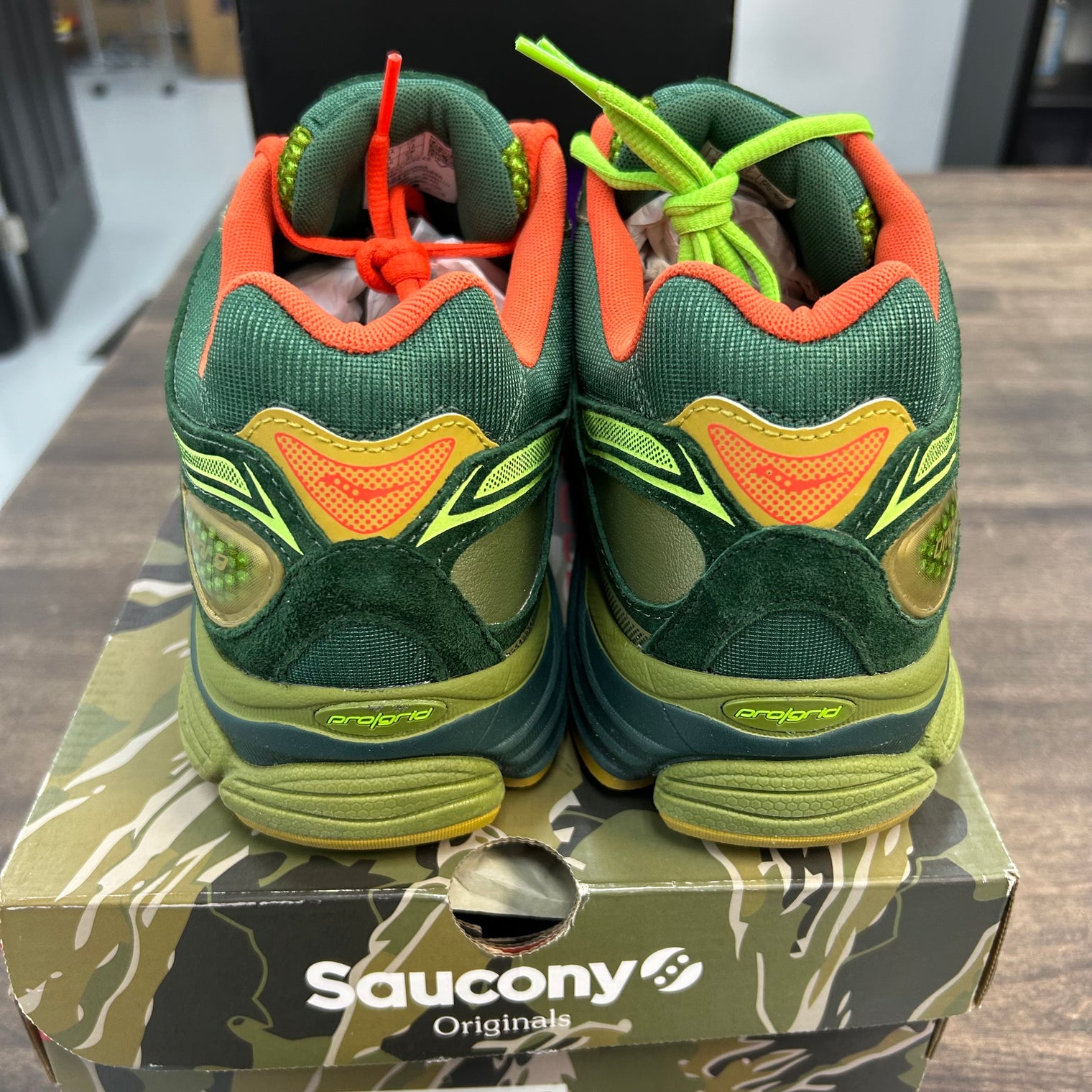 Starcow Saucony ProGrid Omni 9 (Used)
