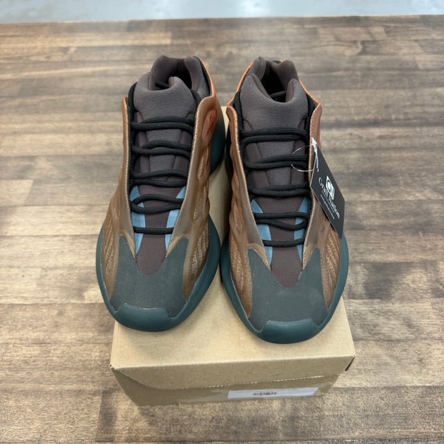 Copper Fade Yeezy 700 V3 (USED, No Box)