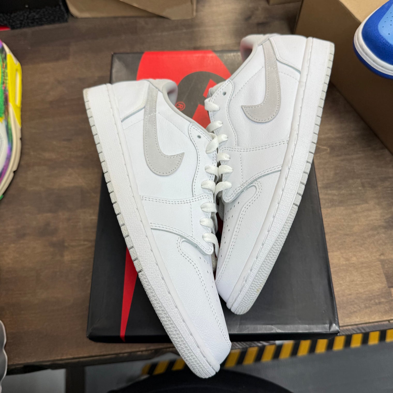 Jordan 1 Retro Low OG Neutral Grey (USED)