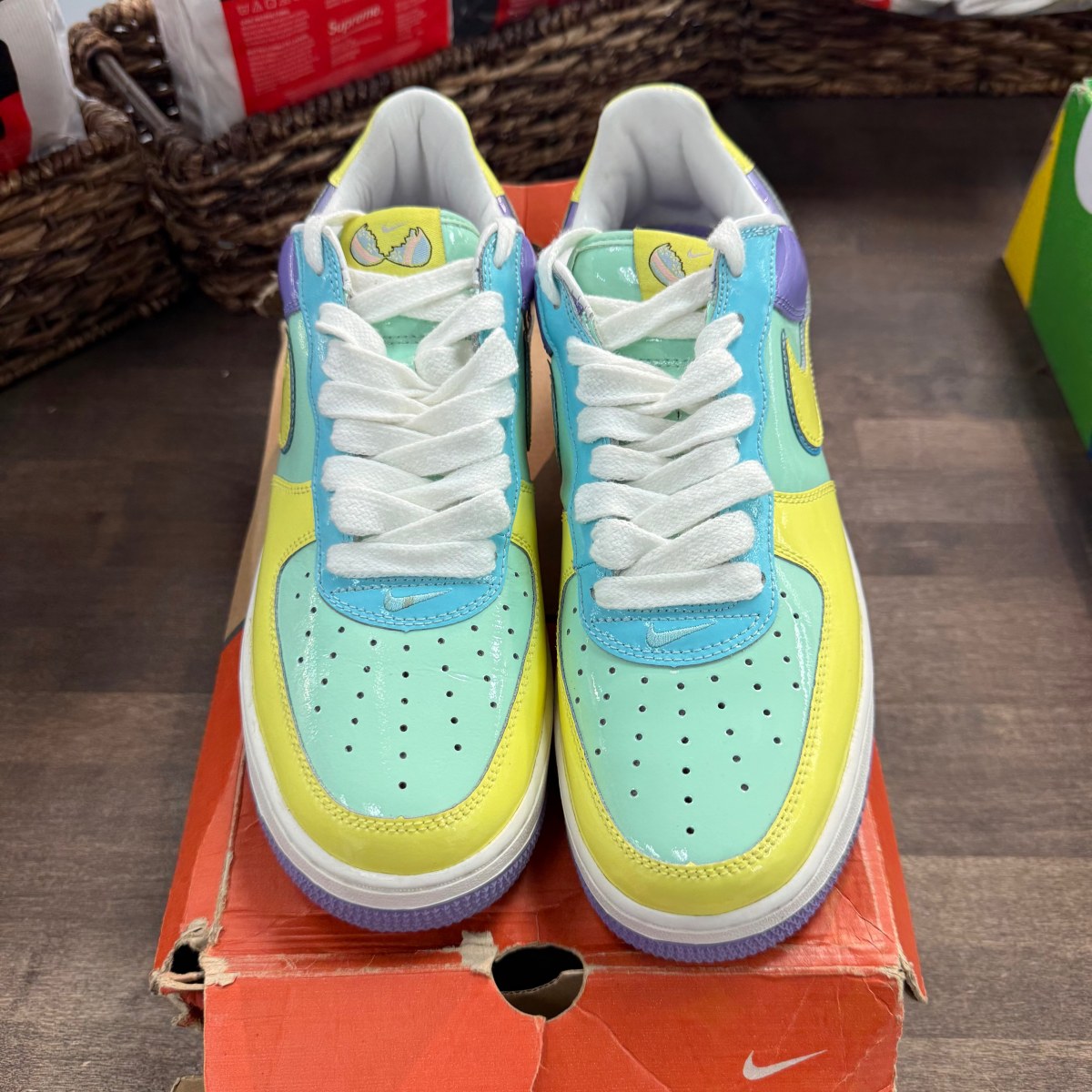Nike Air Force 1 Low Easter Egg (2006) - Image 3