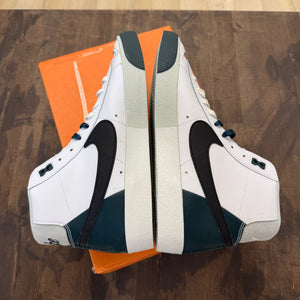Nike Blazer Mid '77 PRM White Black Deep Jungle Light Silver Size 10 (Pre-Owned) - Image 4