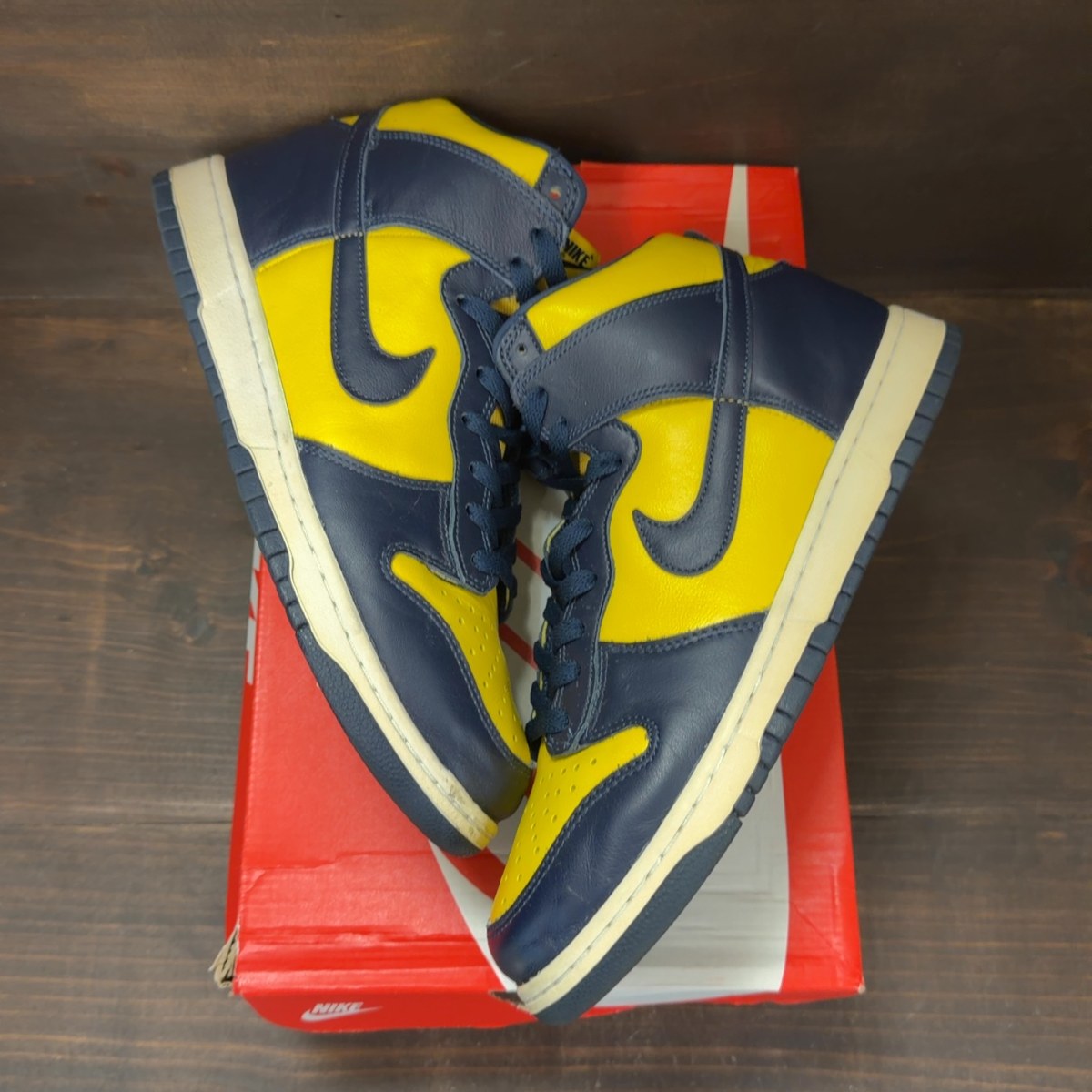 Nike Dunk High Michigan (2020) - Image 2