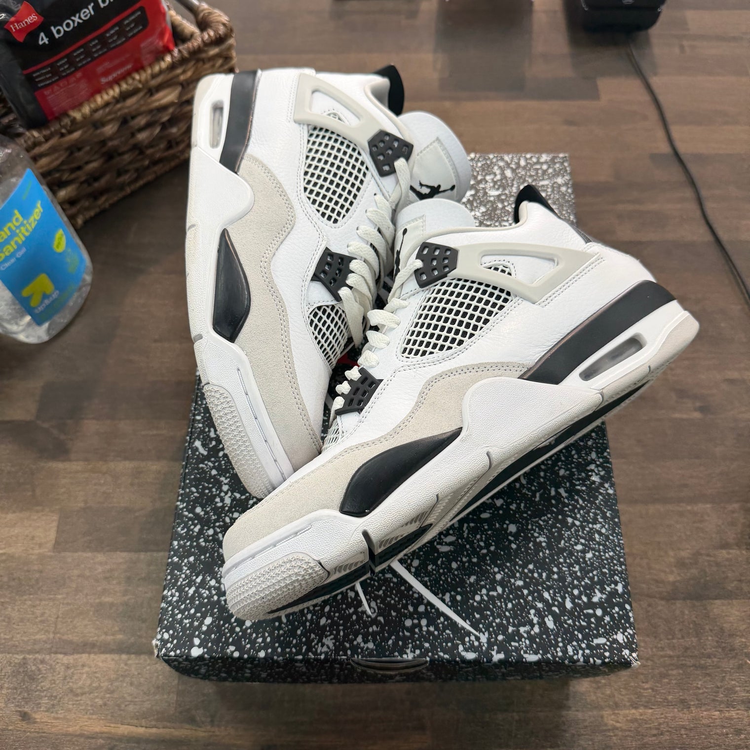 Military Black Jordan 4 Retro (USED)