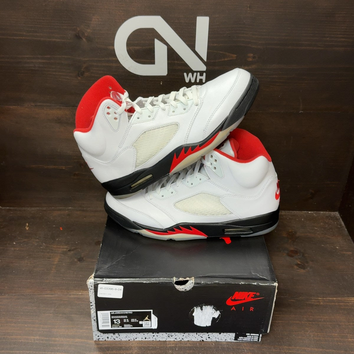 Jordan 5 Retro Fire Red Silver Tongue (2020) - Image 1