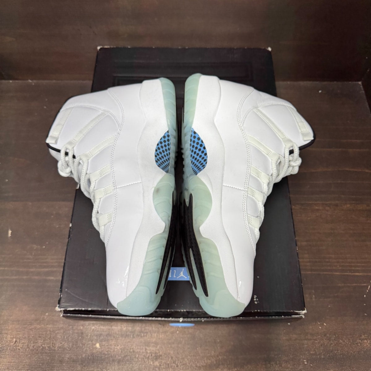 Jordan 11 Retro Legend Blue (2014) - Image 4