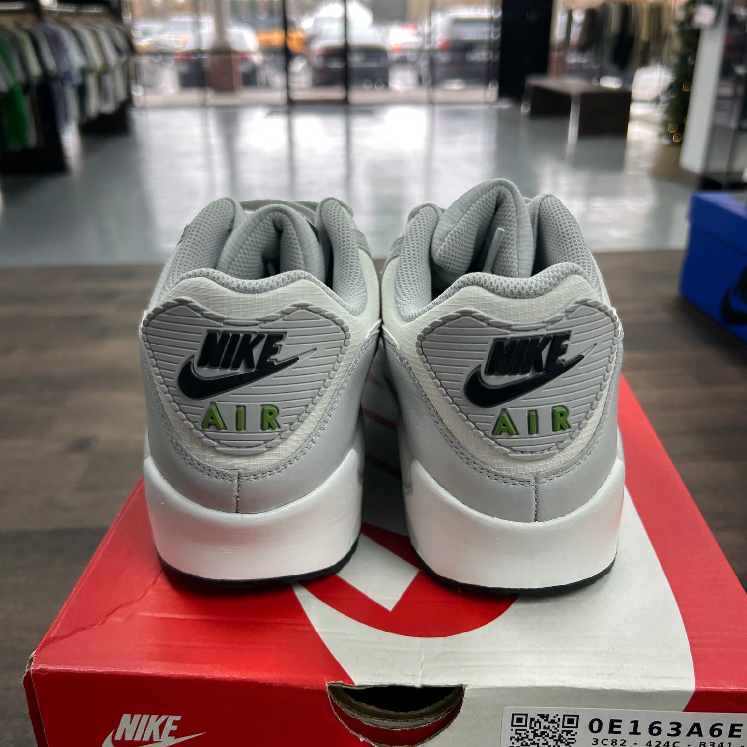 Nike Air Max 90 Gore-Tex Photon Dust (USED)