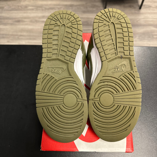 Olive Dunk Low (W) (USED)