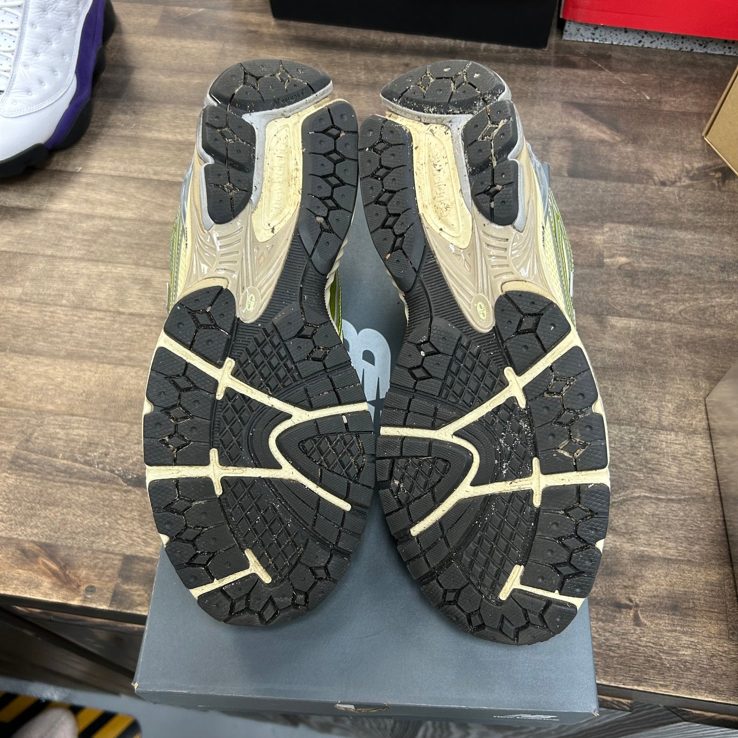 Yellow Parchment New Balance 1906R (USED)