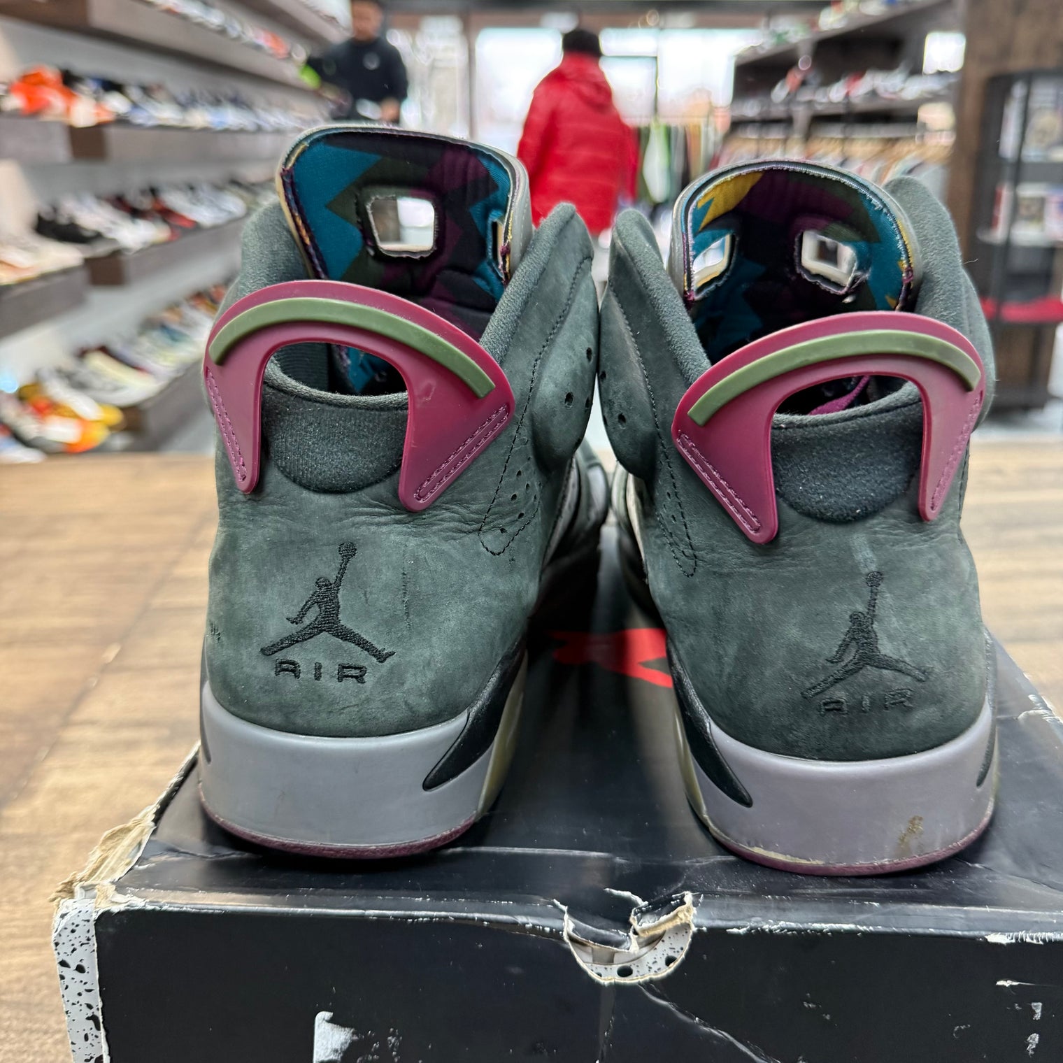 Bordeaux Jordan 6 Retro (USED)