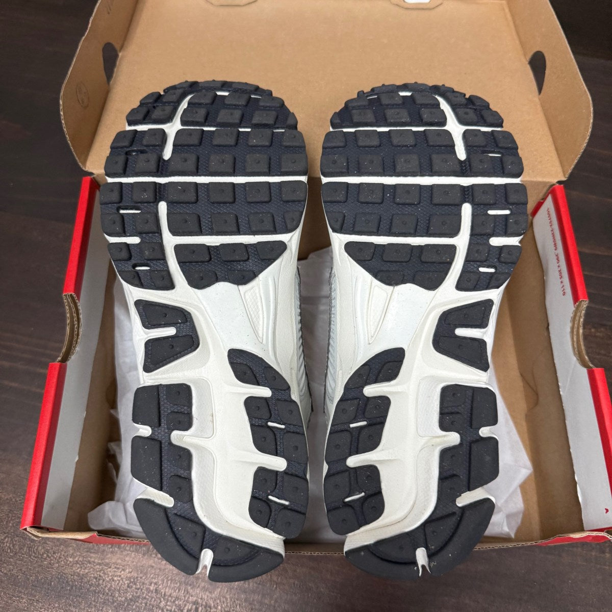 Nike Zoom Vomero 5 Photon Dust Chrome (GS) - Image 5