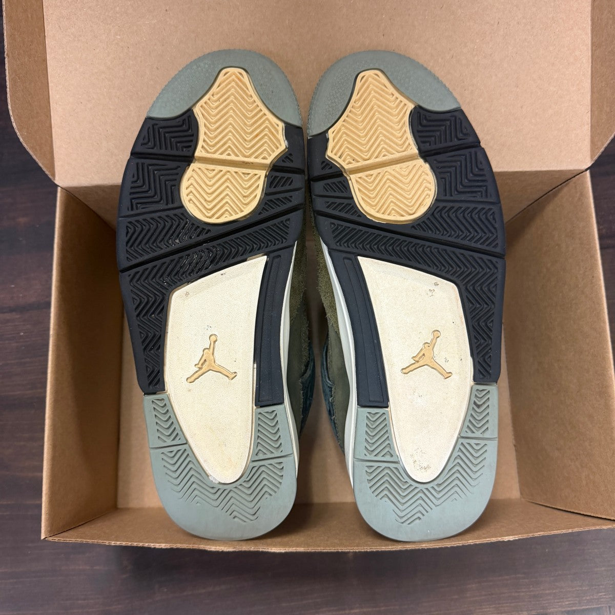 Jordan 4 Retro SE Craft Medium Olive Size 9 (Pre-Owned) - Image 6