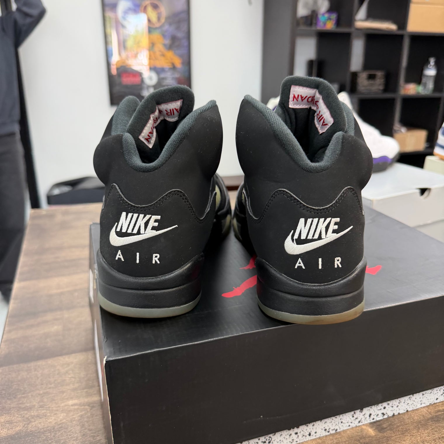 Black Metallic Jordan 5 Retro (2016) (USED)