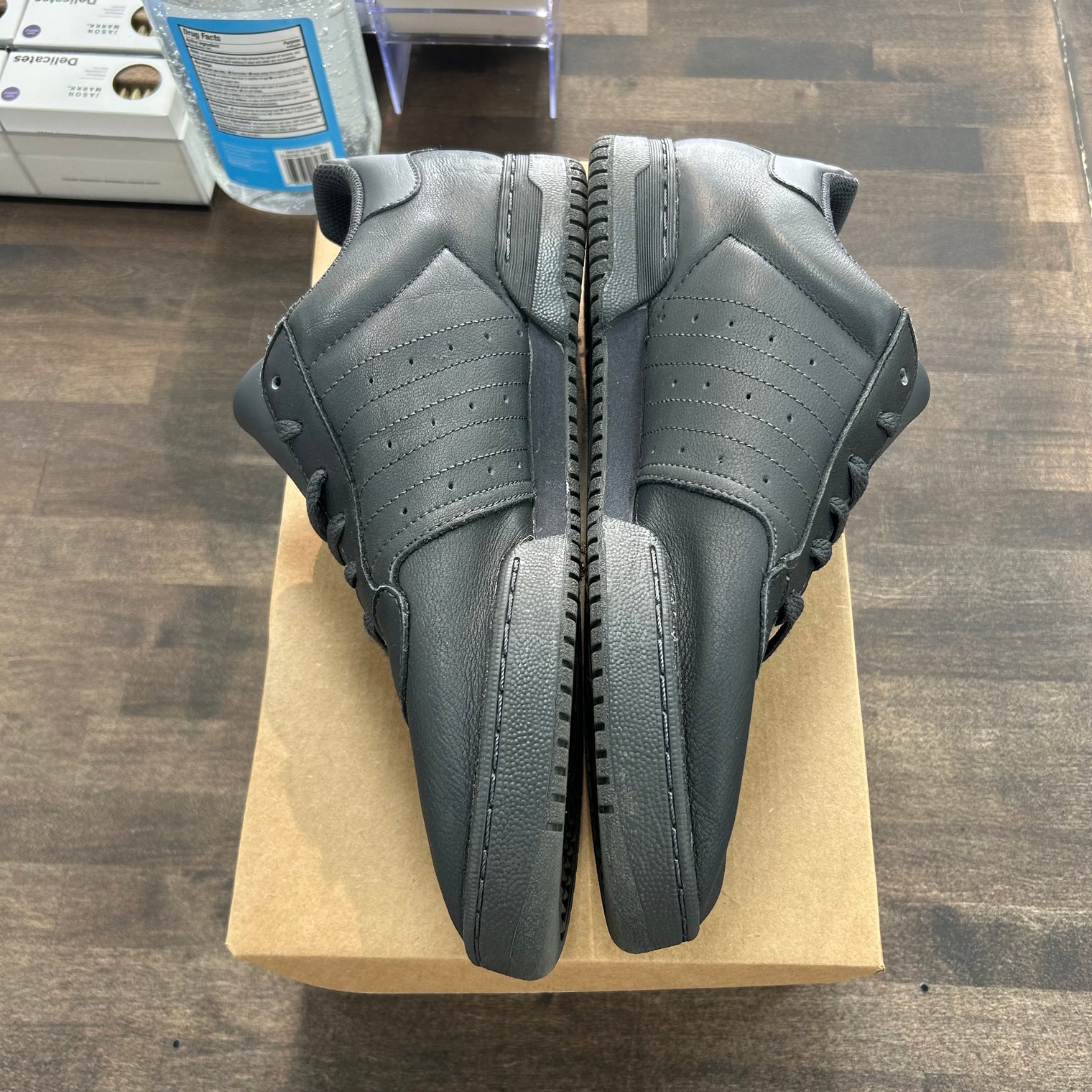 Calabasas Core Black adidas Yeezy Powerphase (USED,No Box)