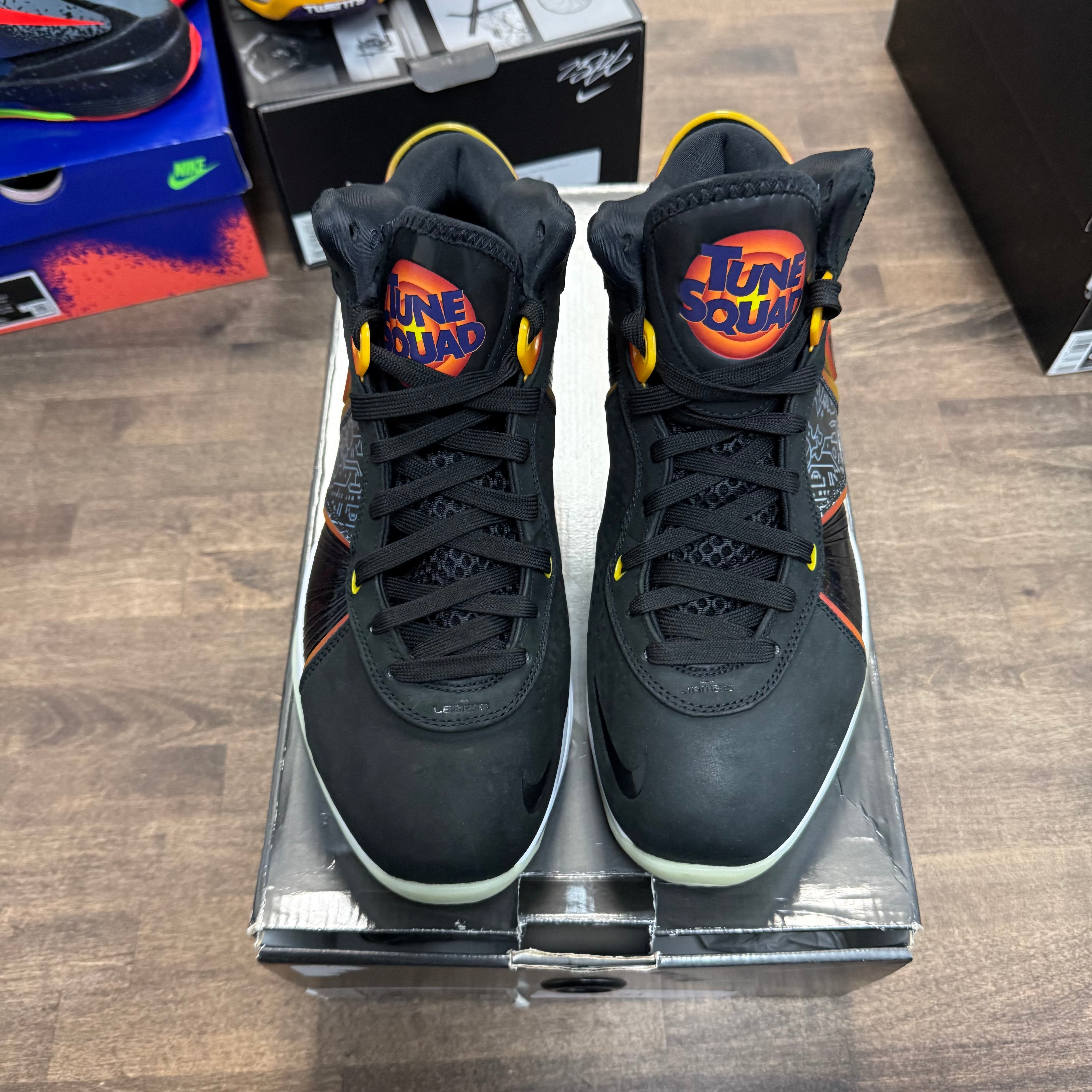 Nike LeBron 8 Space Jam (US 9.5) (Lightly Worn) Size 9.5 (Pre-Owned) - Image 2