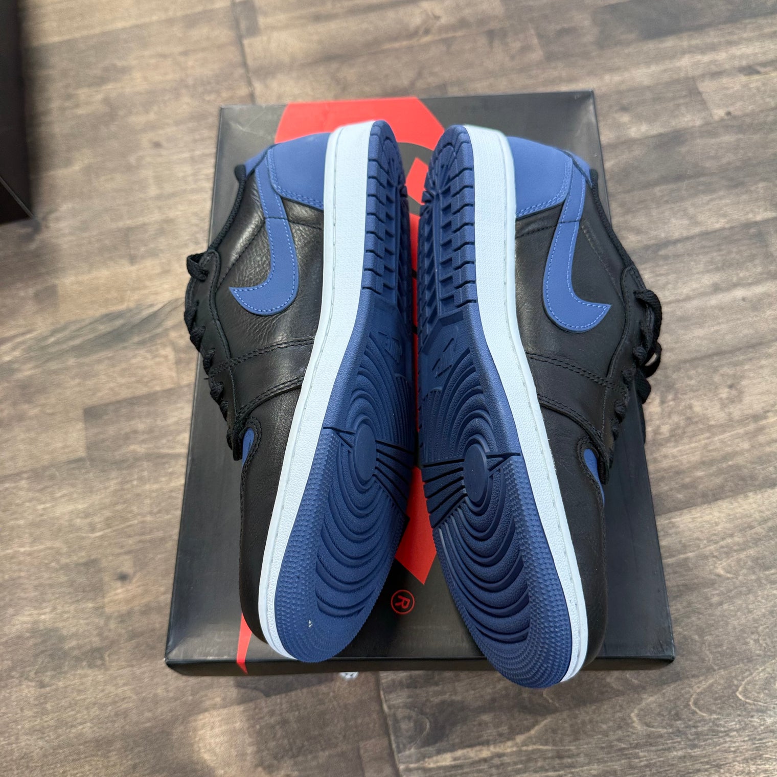 Mystic Navy Jordan 1 Low OG (USED)