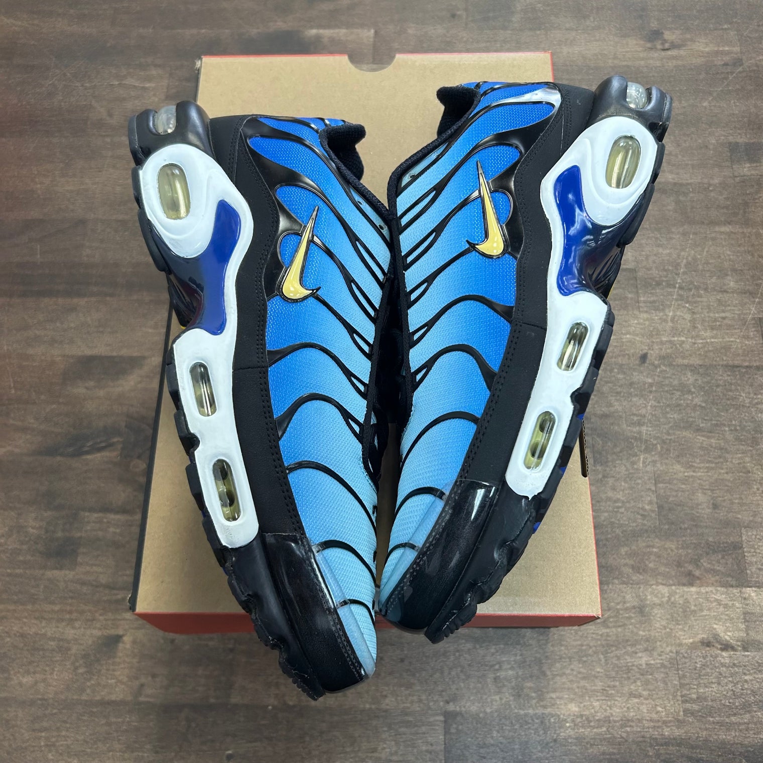 Hyper Blue Air Max Plus OG (USED)